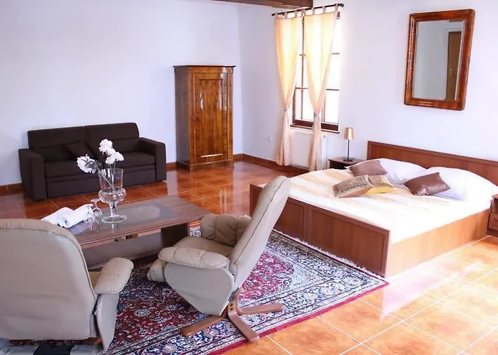 Casa de hóspedes Belcanto 3*